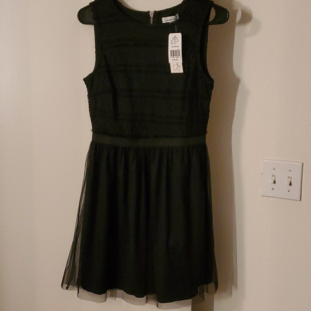 NWT Speechless Size M Black Dress